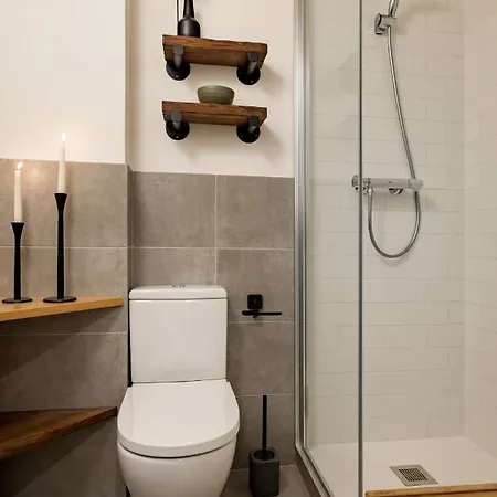 Apartment Nevis - Modern Two Bedroom In Sagrada Familia *
